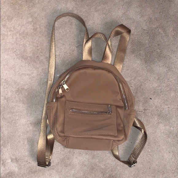 tan bag - Picture 1 of 1